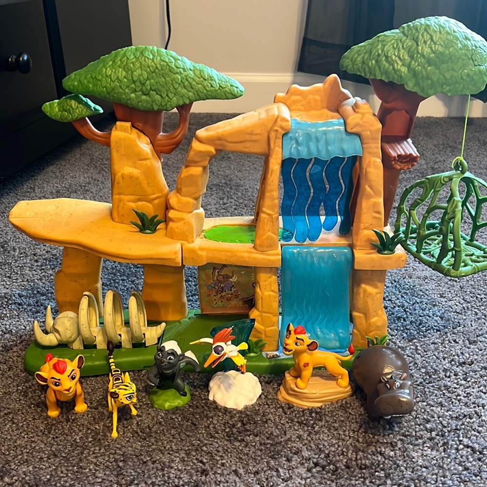 Lion Guard play set